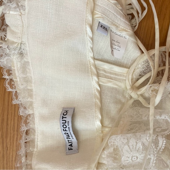 FAIT PAR FOUTCH RENEE TOP XXS - Picture 3 of 4